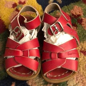 Sandals red
